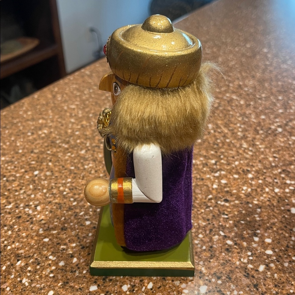 2013 vintage World Market Gold and Blue Nutcracker King Mini version - Picture 2 of 5